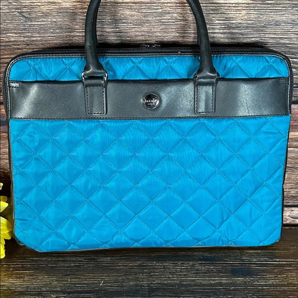 Knomo Elegant Black and Teal Quilted Laptop case!